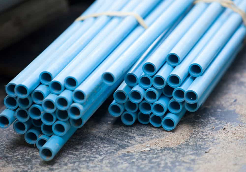 What temperature can PVC pipes withstand?
