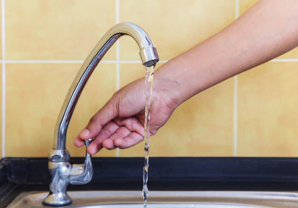 6 Steps To Tighten A Loose Moen Kitchen Faucet Base