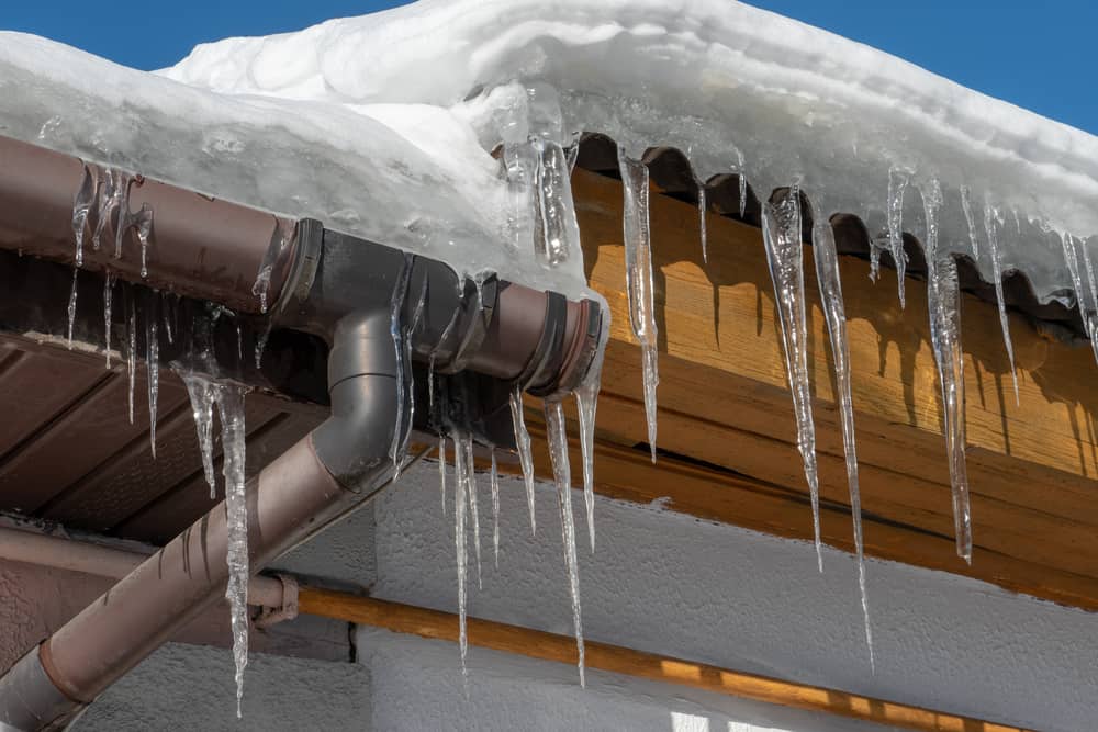 How To Thaw A Frozen Pipe