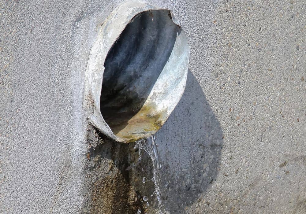 How to keep your overflow pipe in good condition
