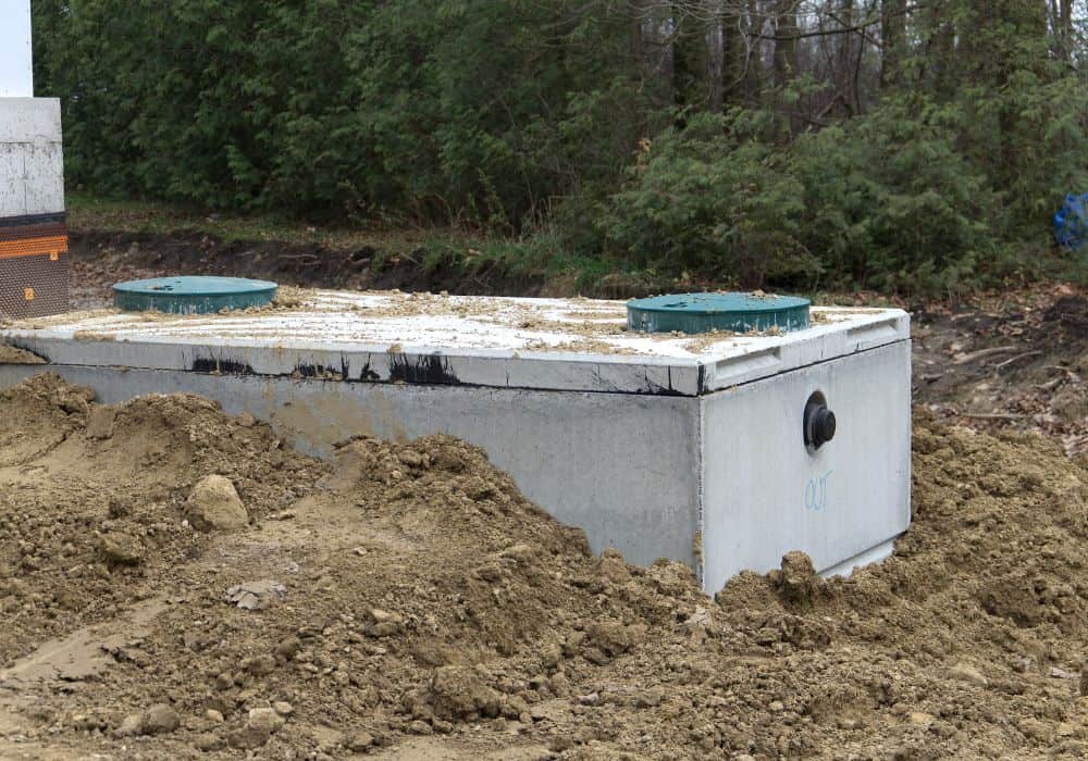 Reasons for Replacing Your Septic Tank Lid