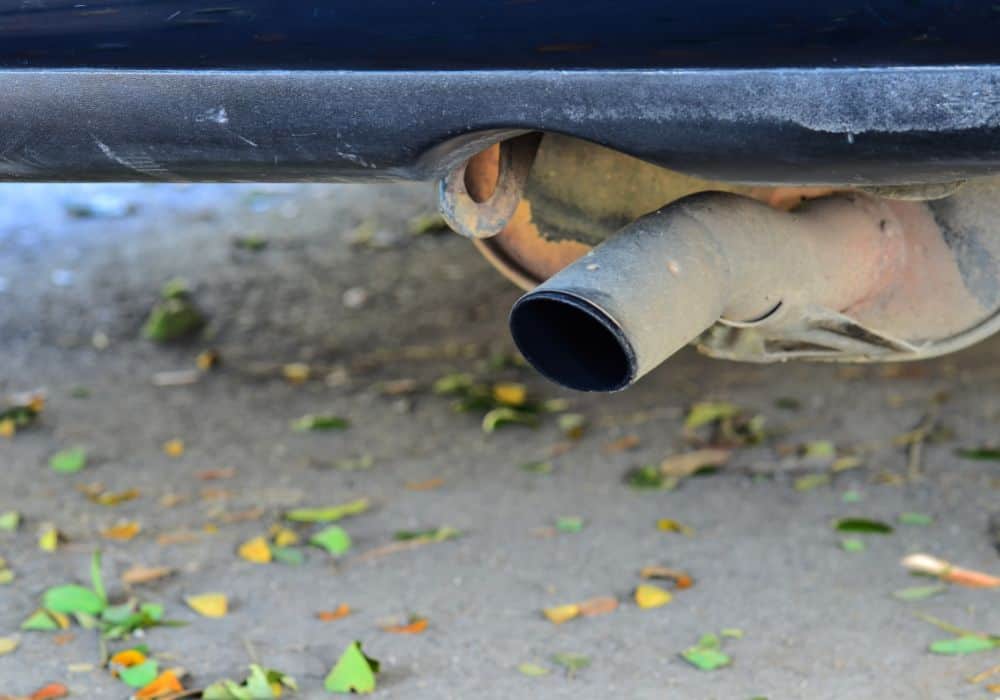 Warning Signs of a Leaking Exhaust Pipe