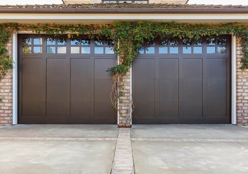 What Should You Watch Out for When Selecting the Ideal 2-Car Garage? 