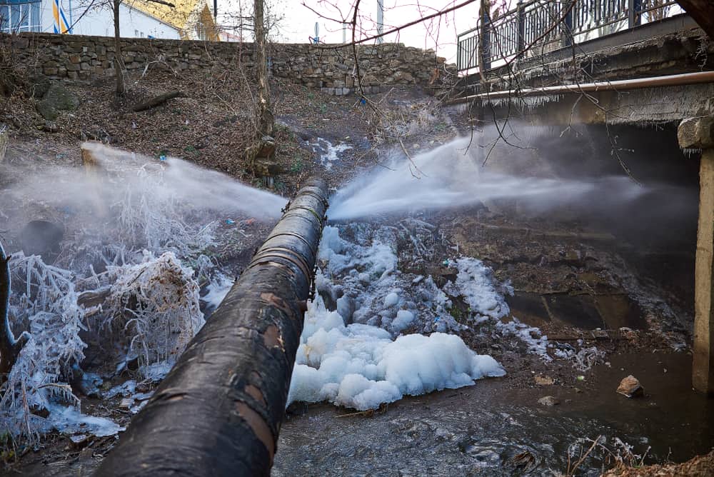 Why Pipes Burst in Winter