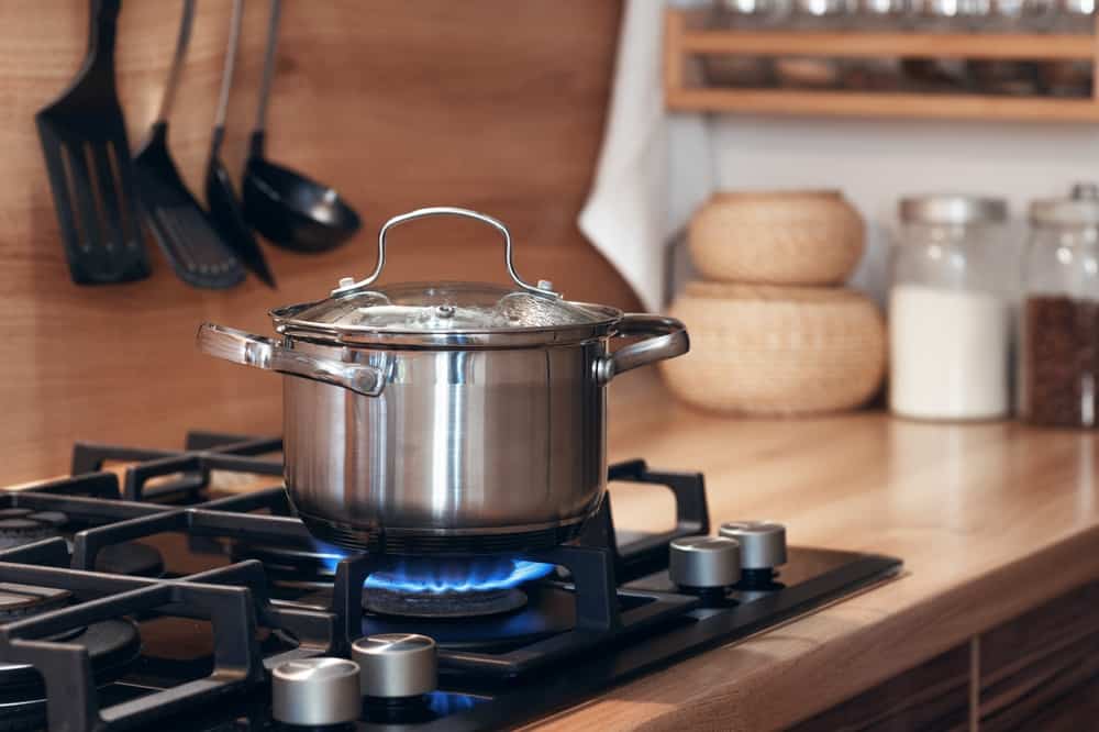 how to disconnect a gas stove