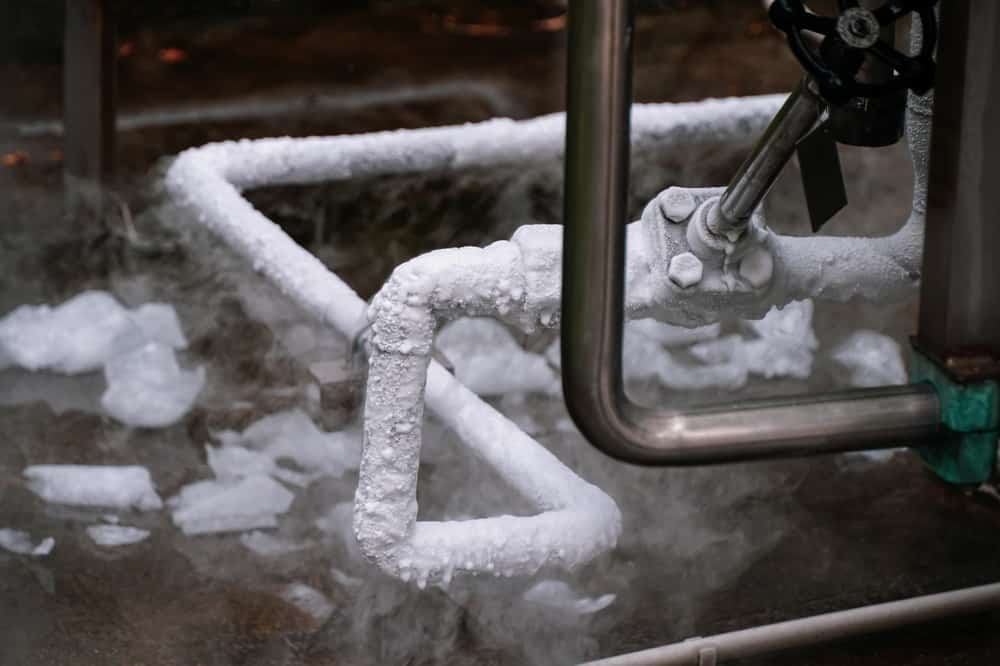 how to prevent pipe freeze in home