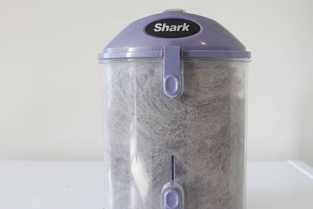 shark vacuum brush not spinning?