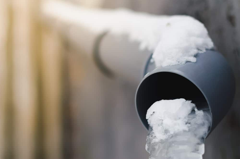 how to thaw a drain pipe