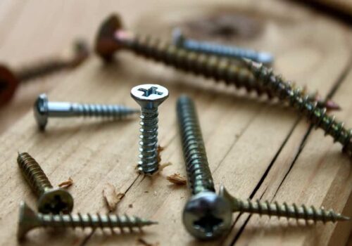 How to Unscrew a Screw Without a Screwdriver? (Easy & Fast Ways)